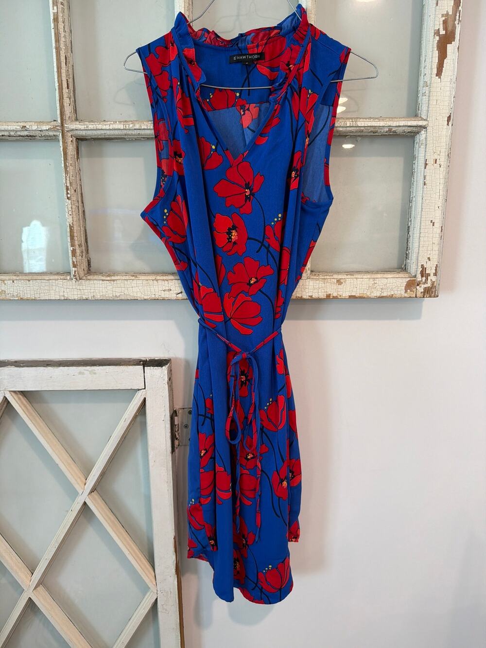41 Hawthorn size medium blue and red sleeveless dress